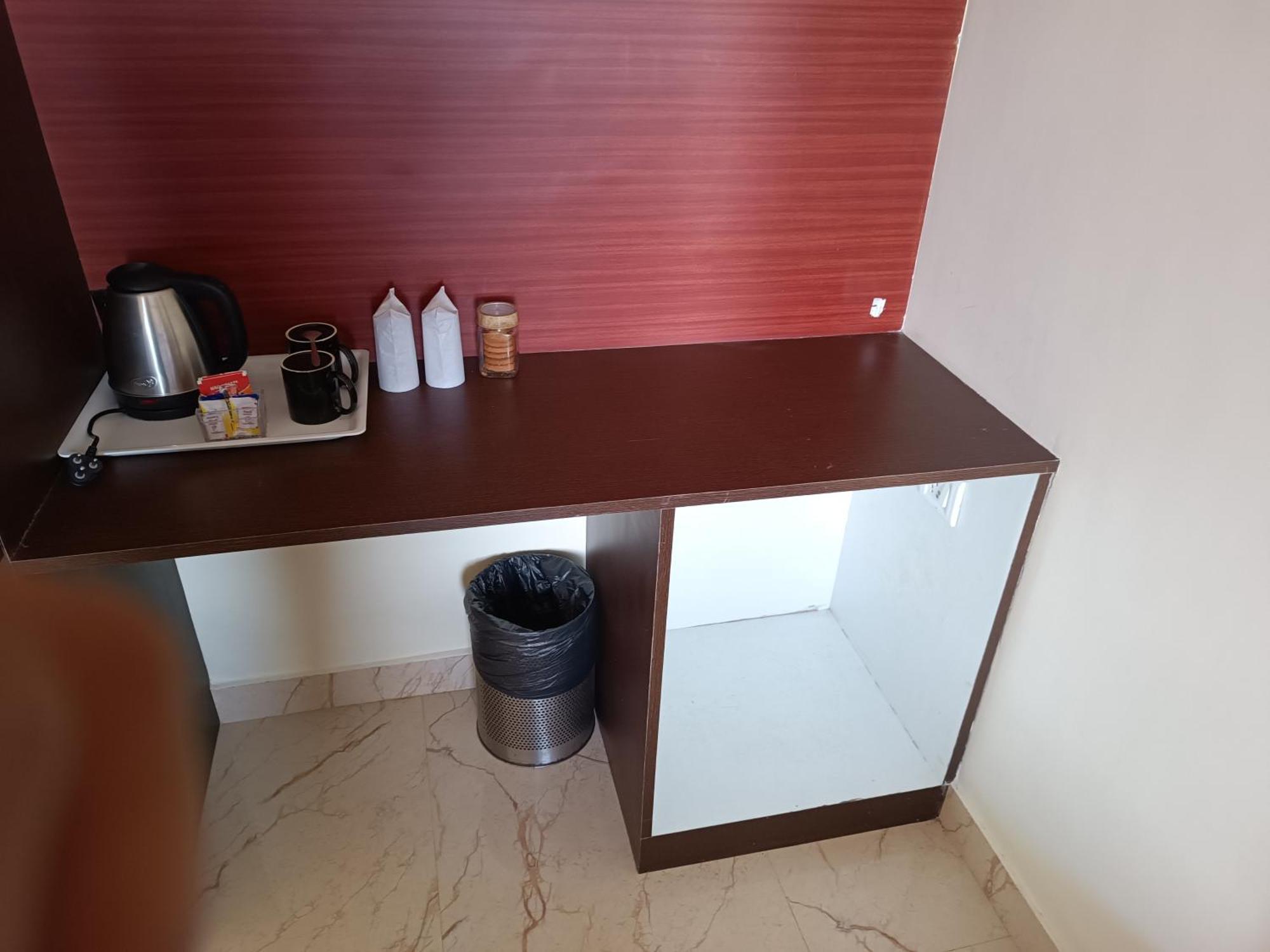Mom Hotel - Unit Of Mom Hotel Puri Esterno foto