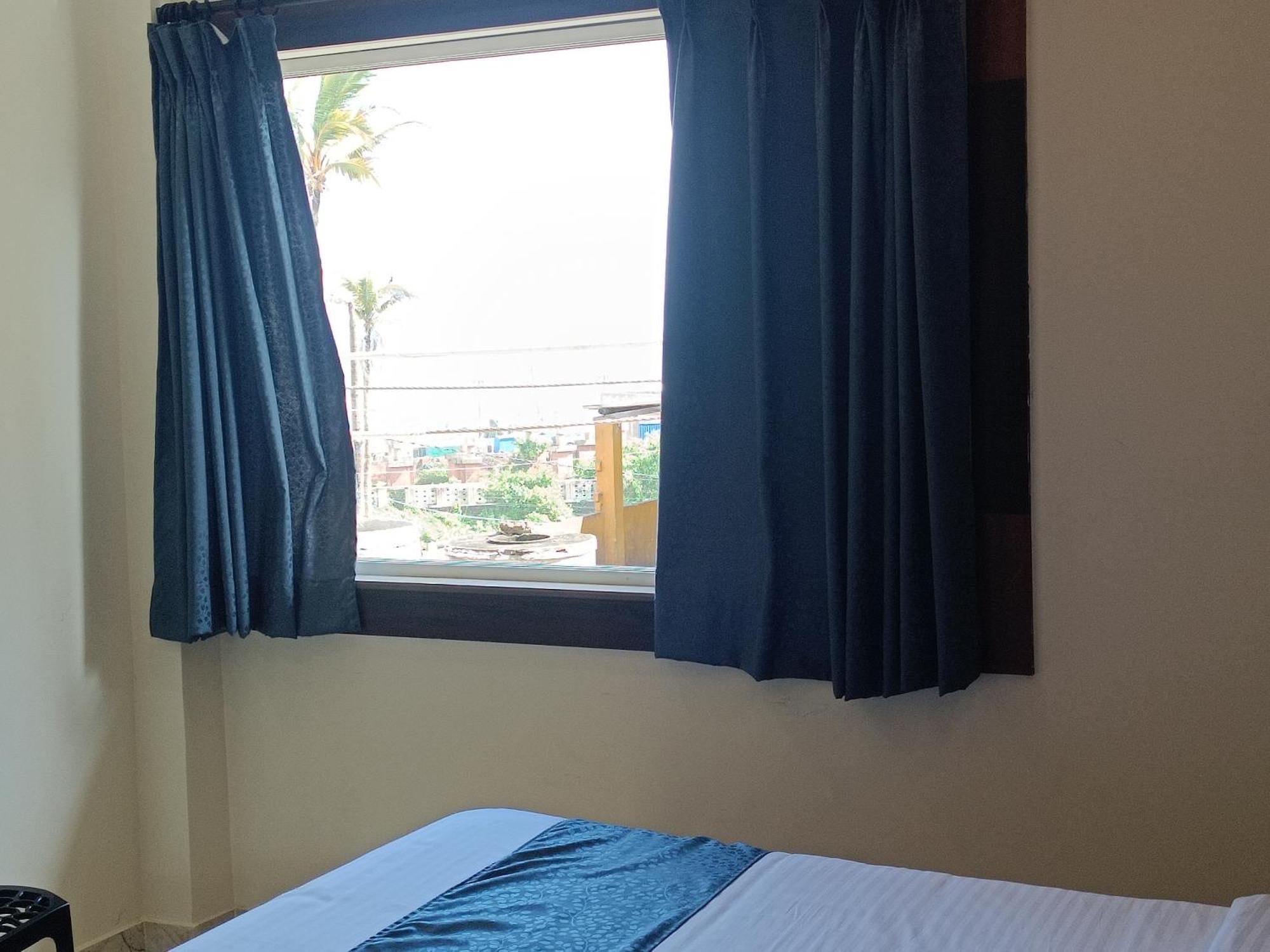 Mom Hotel - Unit Of Mom Hotel Puri Esterno foto