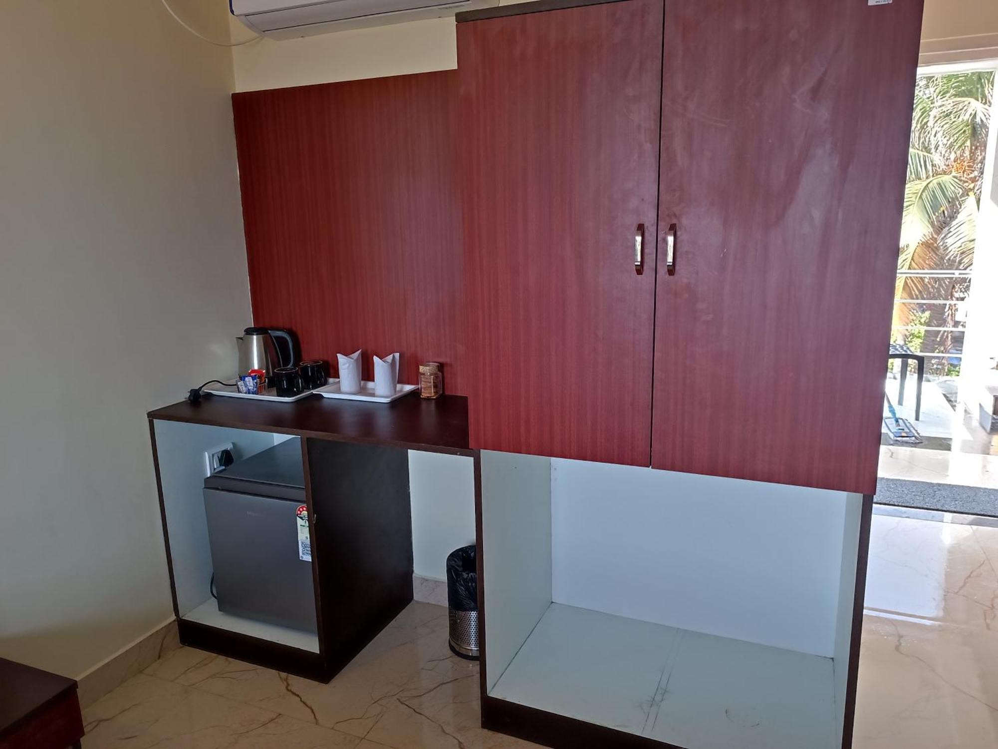 Mom Hotel - Unit Of Mom Hotel Puri Esterno foto