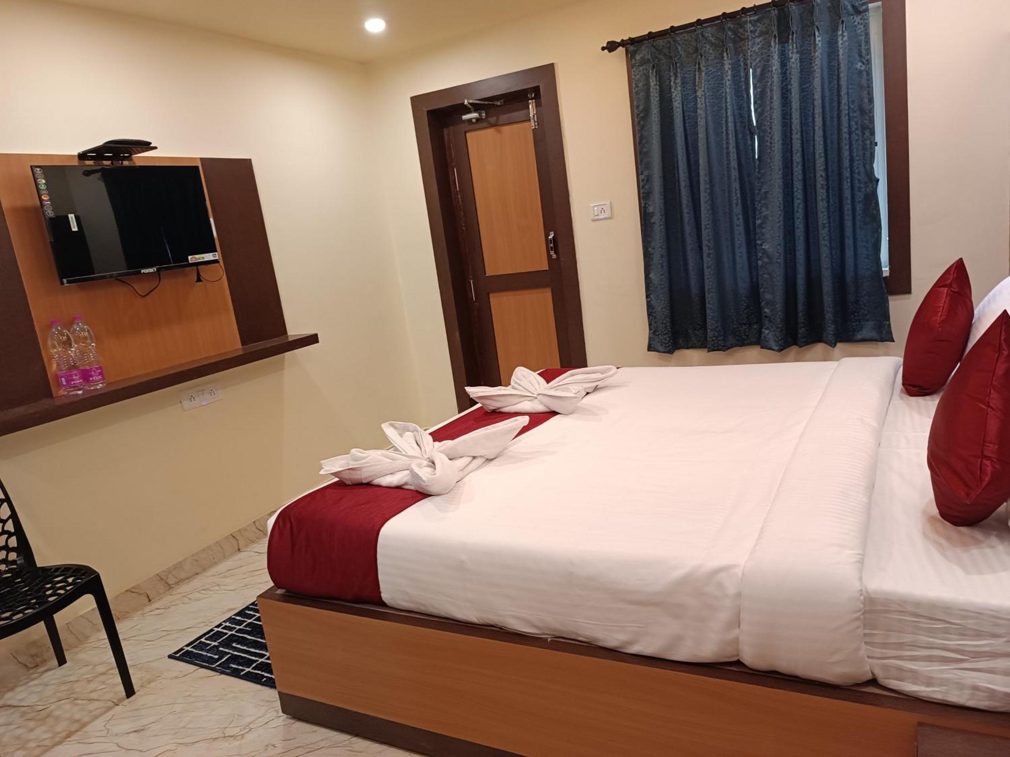 Mom Hotel - Unit Of Mom Hotel Puri Esterno foto