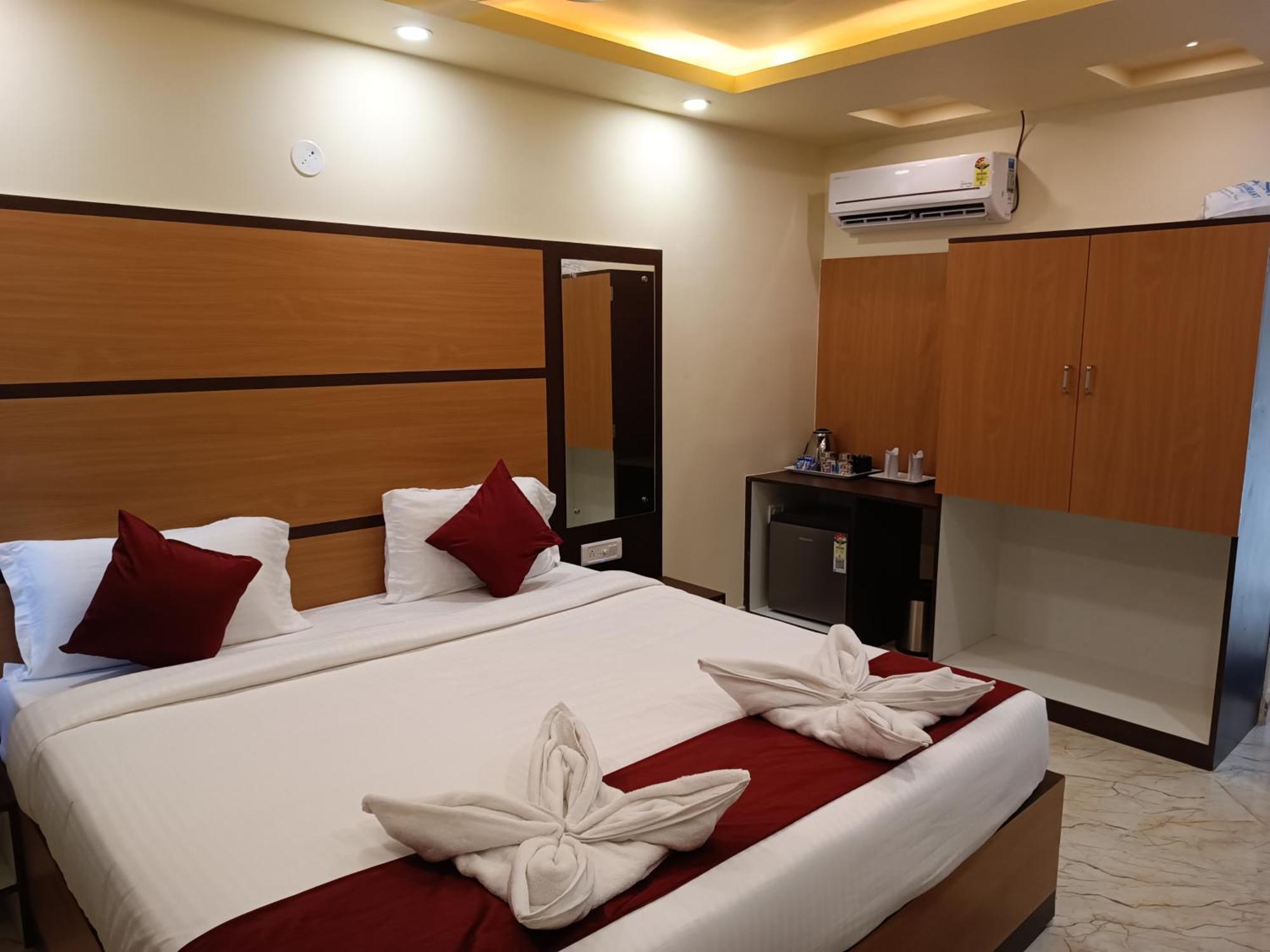 Mom Hotel - Unit Of Mom Hotel Puri Esterno foto